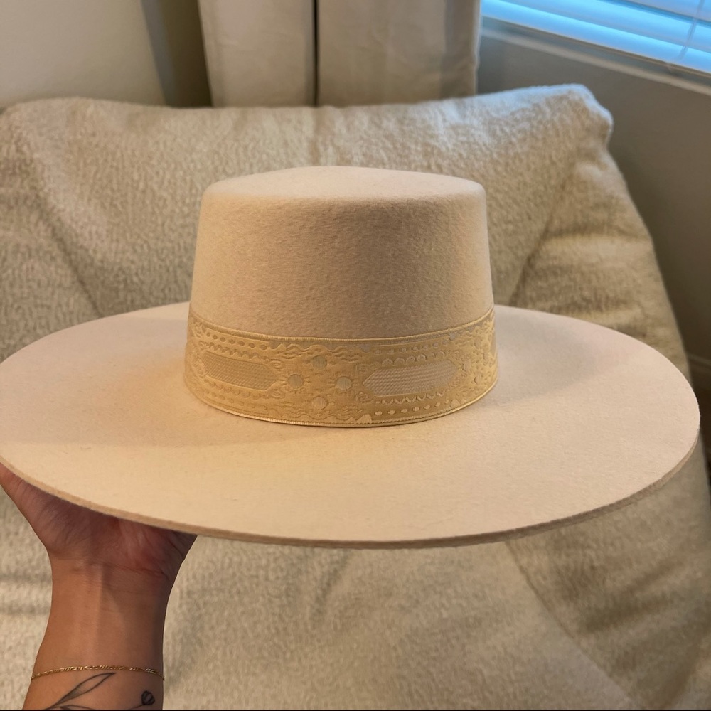 LACK OF COLOR SIERRA GOLD HAT